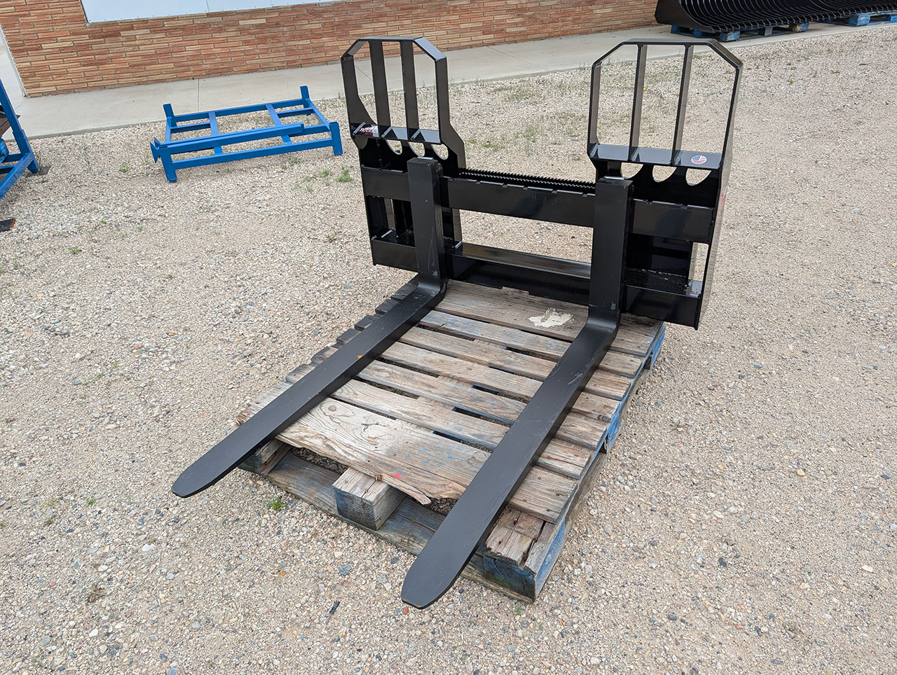 Standard Pallet Fork Skid Loader