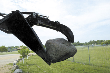 Stump Grapple Skid Loader