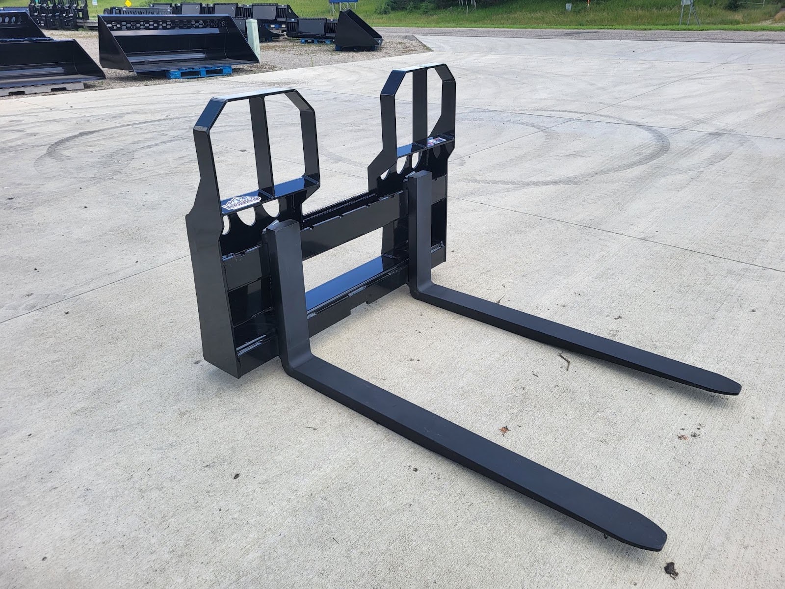 Standard Pallet Fork Skid Loader